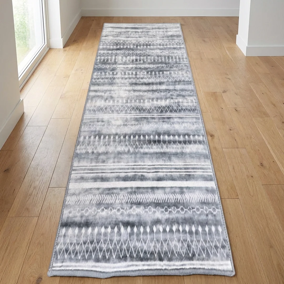 Greyline Washable Area Rug, Modern Soft Low Pile Carpet, Non Slip and Pet Friendly for Home